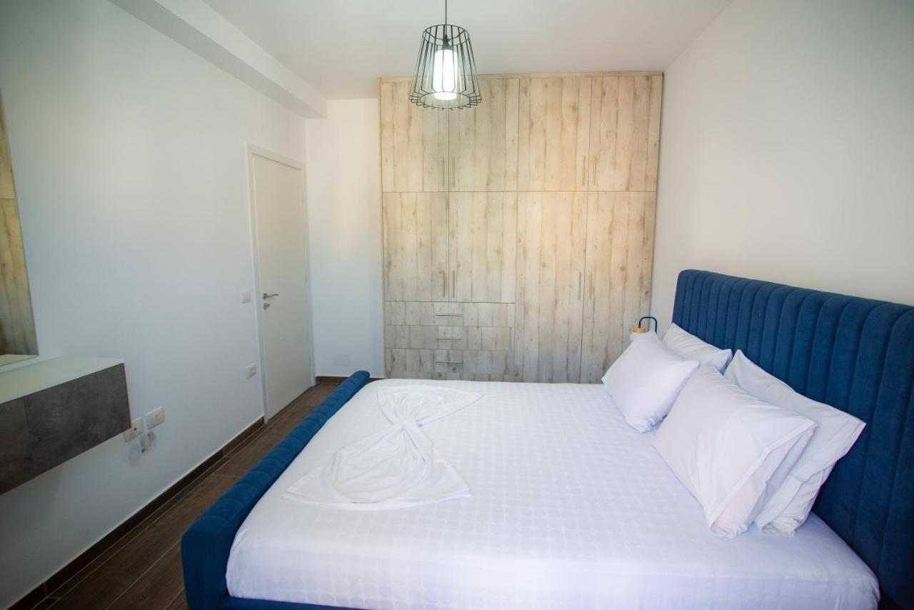 Proda Apartments Sarandë Buitenkant foto