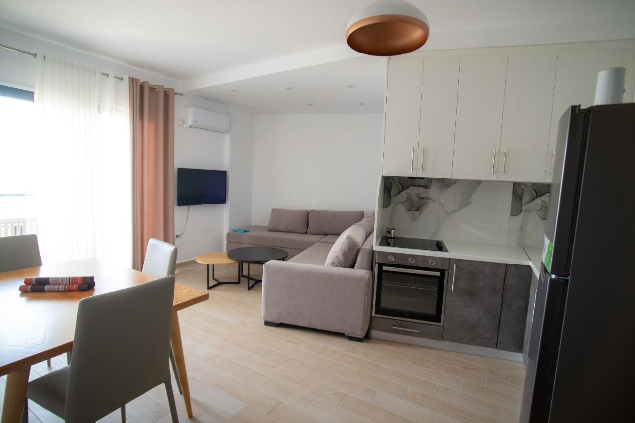 Proda Apartments Sarandë Buitenkant foto